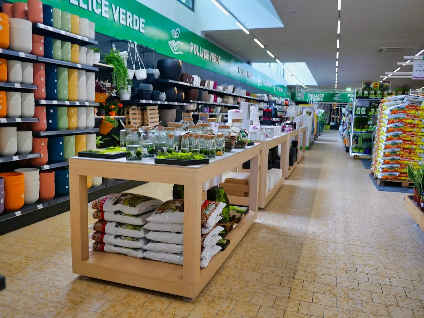Fogliolina 2-sviluppo retail-architetti-progettazione-novenove